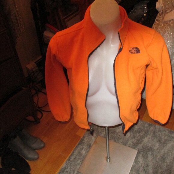 the north face kids s/p 78  sweatshirt oraqnge - Picture 1 of 4